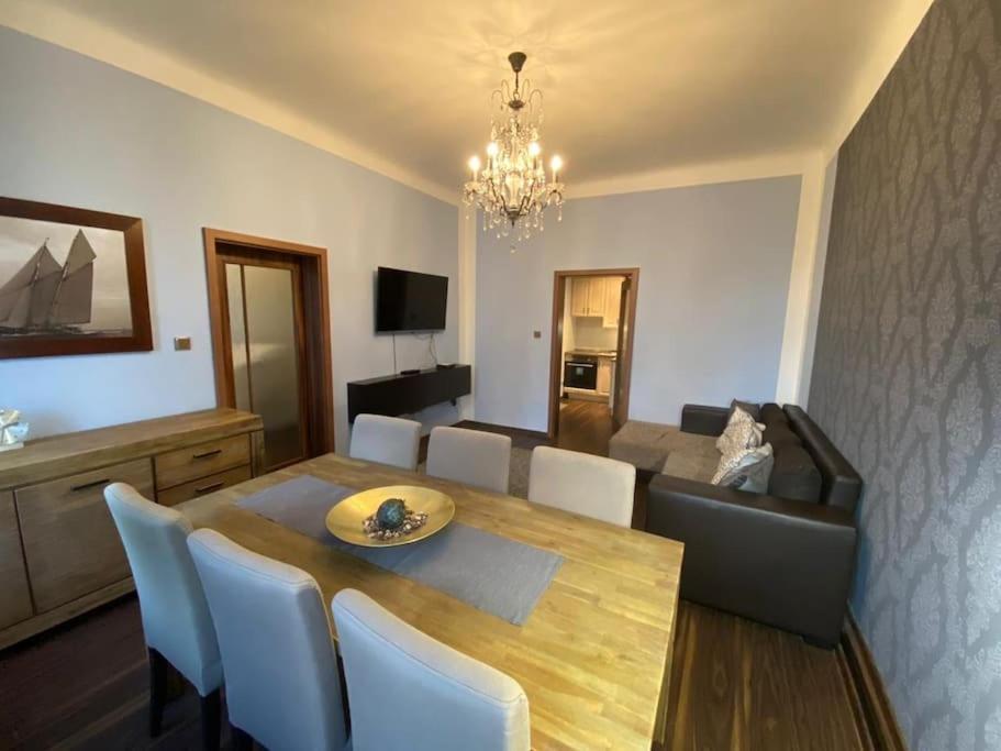 Apartments 5 In The Centre Of Praga Exterior foto